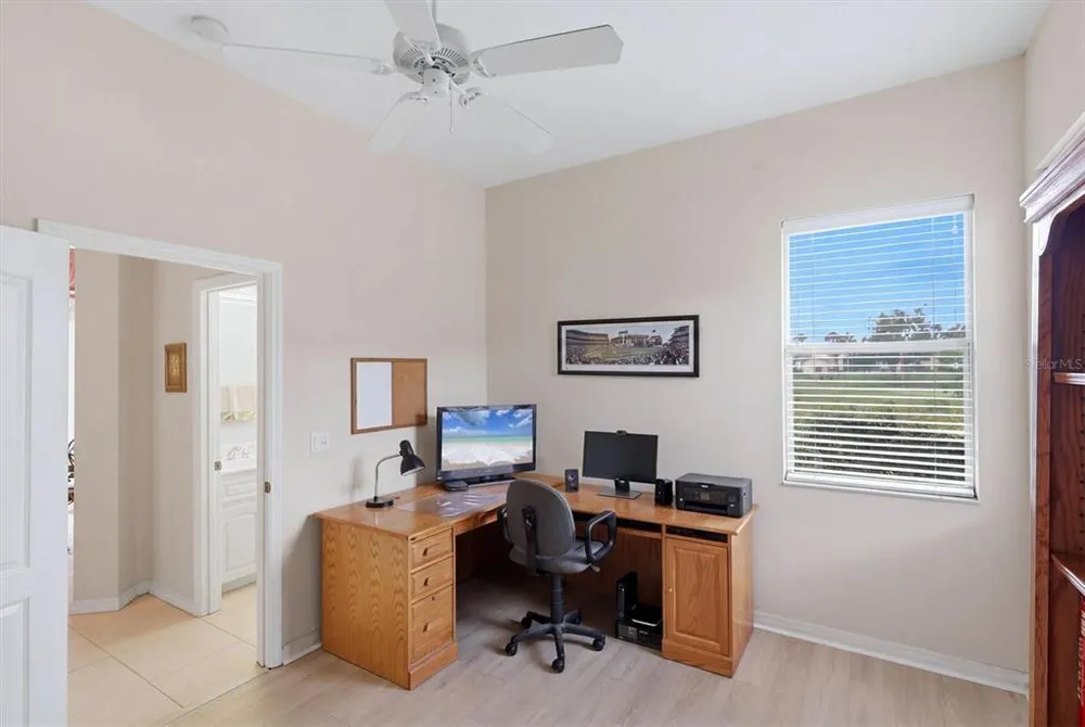 401 Marsh Creek Rd, Venice, FL 34292