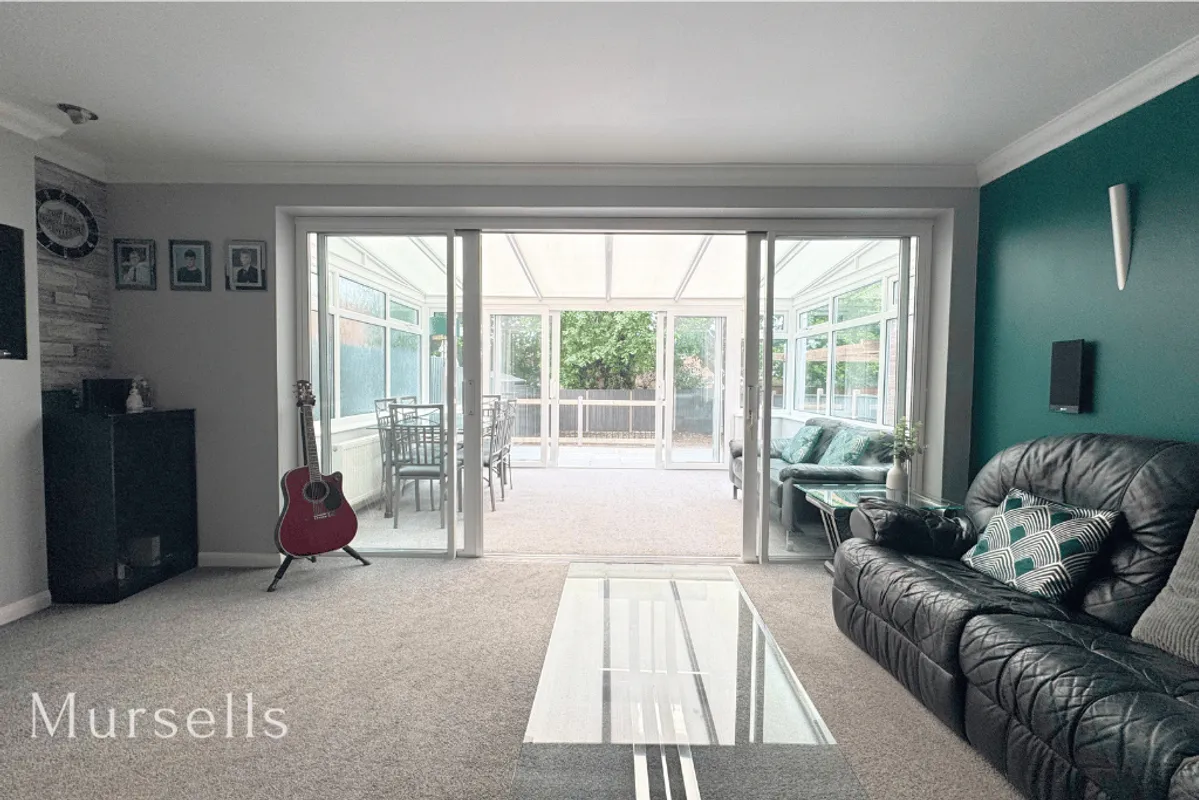 Redshank Close, Poole, BH17