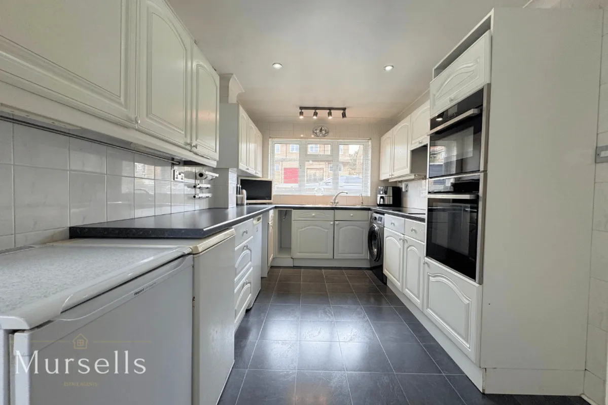Redshank Close, Poole, BH17