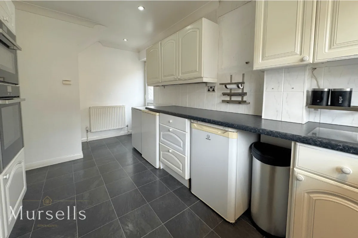 Redshank Close, Poole, BH17