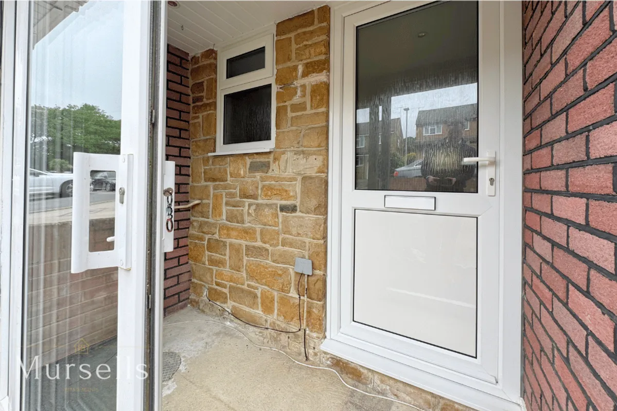 Redshank Close, Poole, BH17