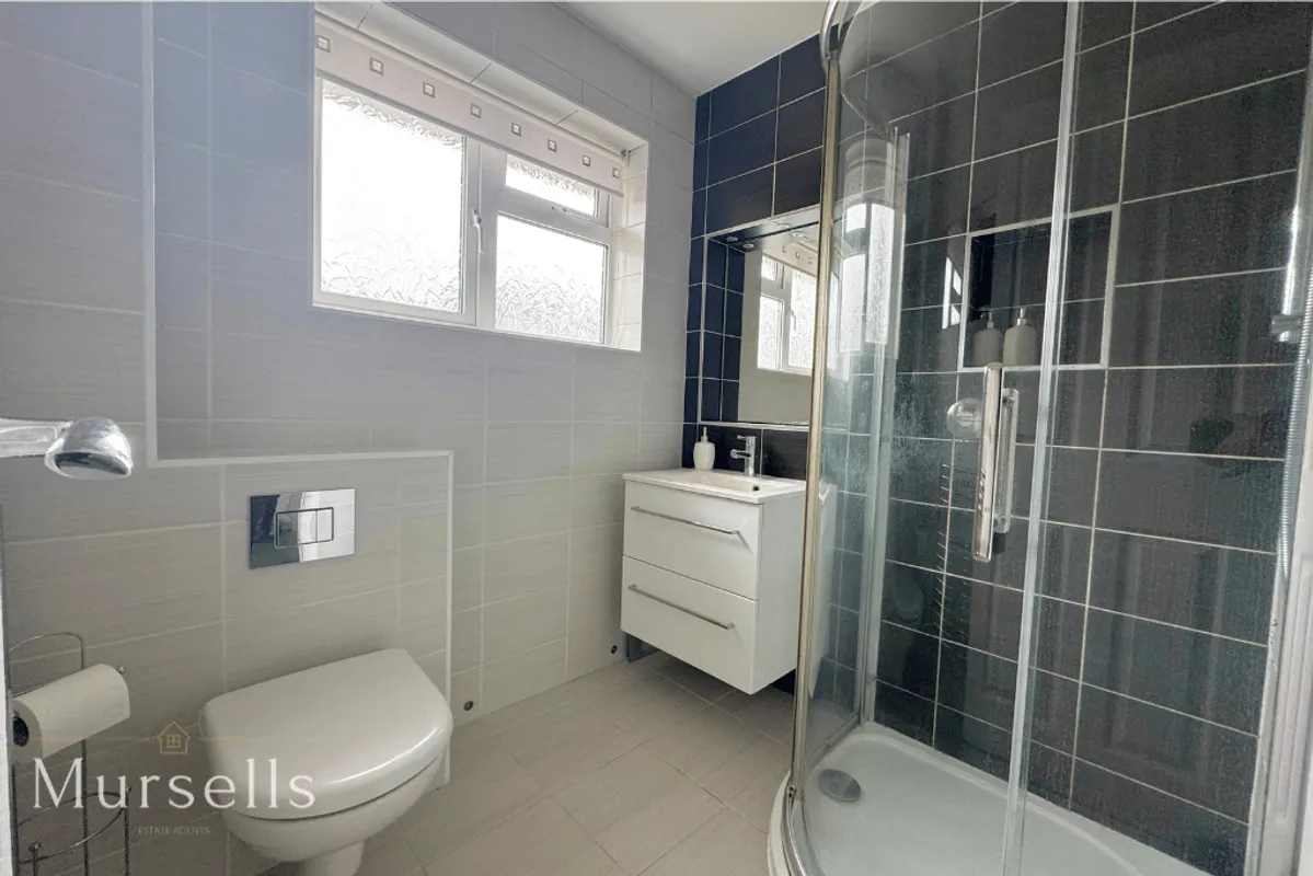 Redshank Close, Poole, BH17