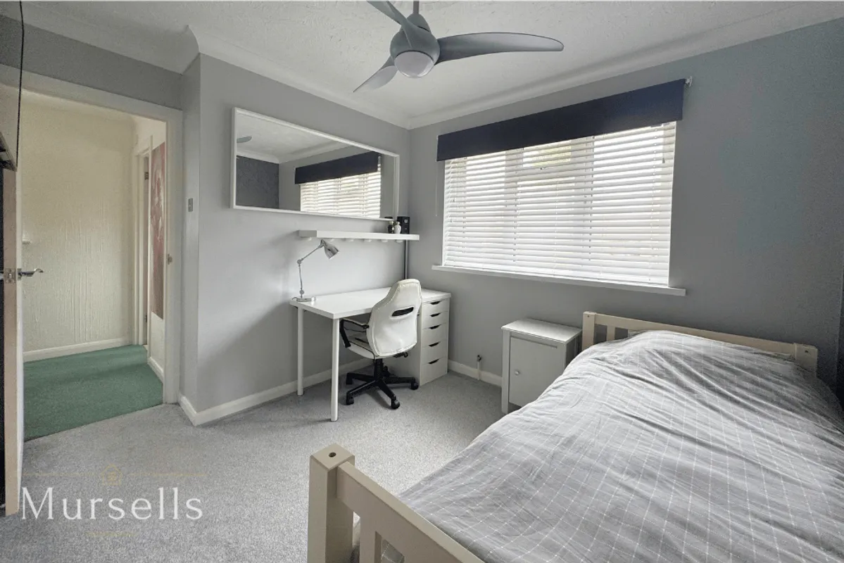 Redshank Close, Poole, BH17