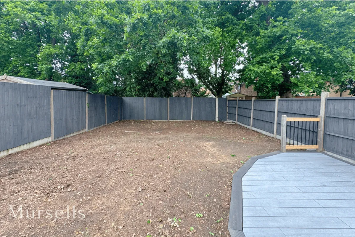 Redshank Close, Poole, BH17