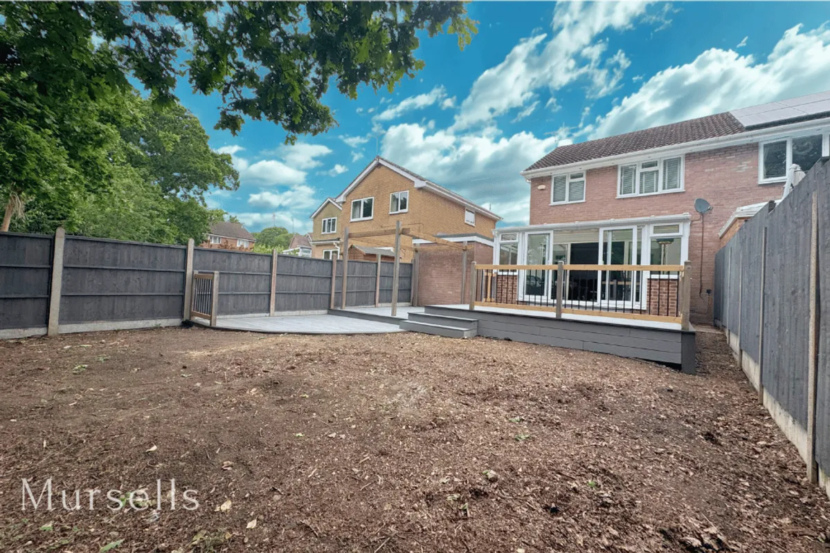 Redshank Close, Poole, BH17