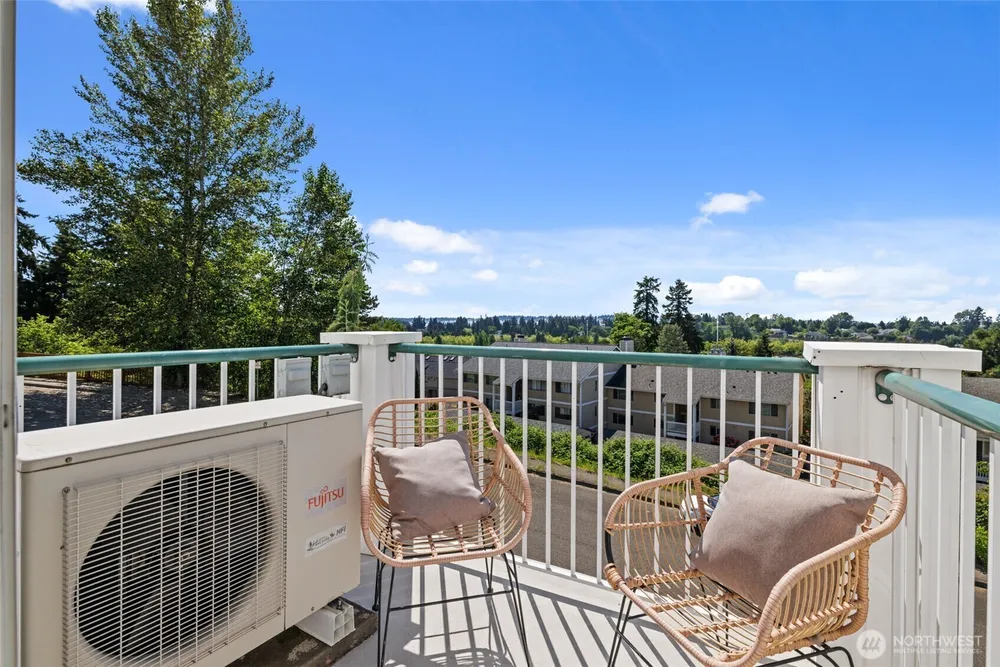 3970 129th Pl SE, Bellevue, WA 98006