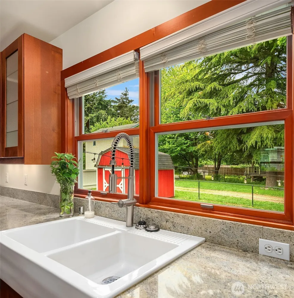 13039 56th Ave S, Tukwila, WA 98178