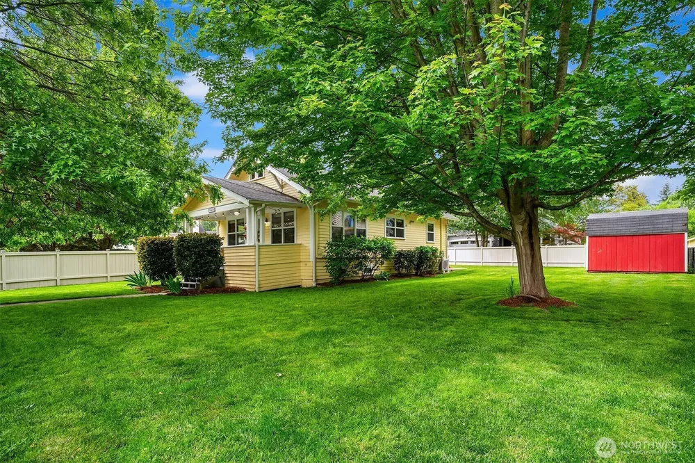 13039 56th Ave S, Tukwila, WA 98178