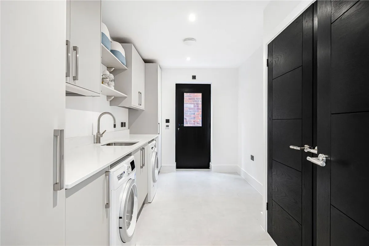 Mill Road, Shiplake, Henley-on-Thames, Oxfordshire, RG9
