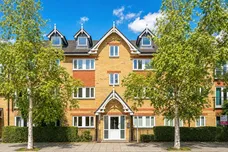 Larkhall Lane, London