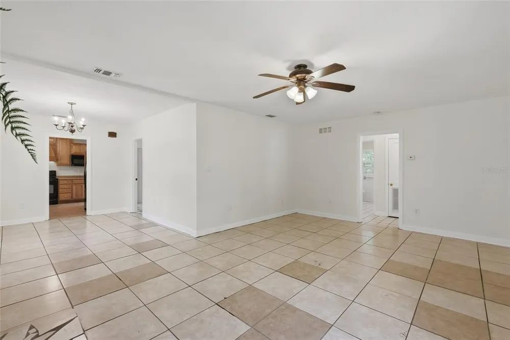 1264 18th St, Sarasota, FL 34234