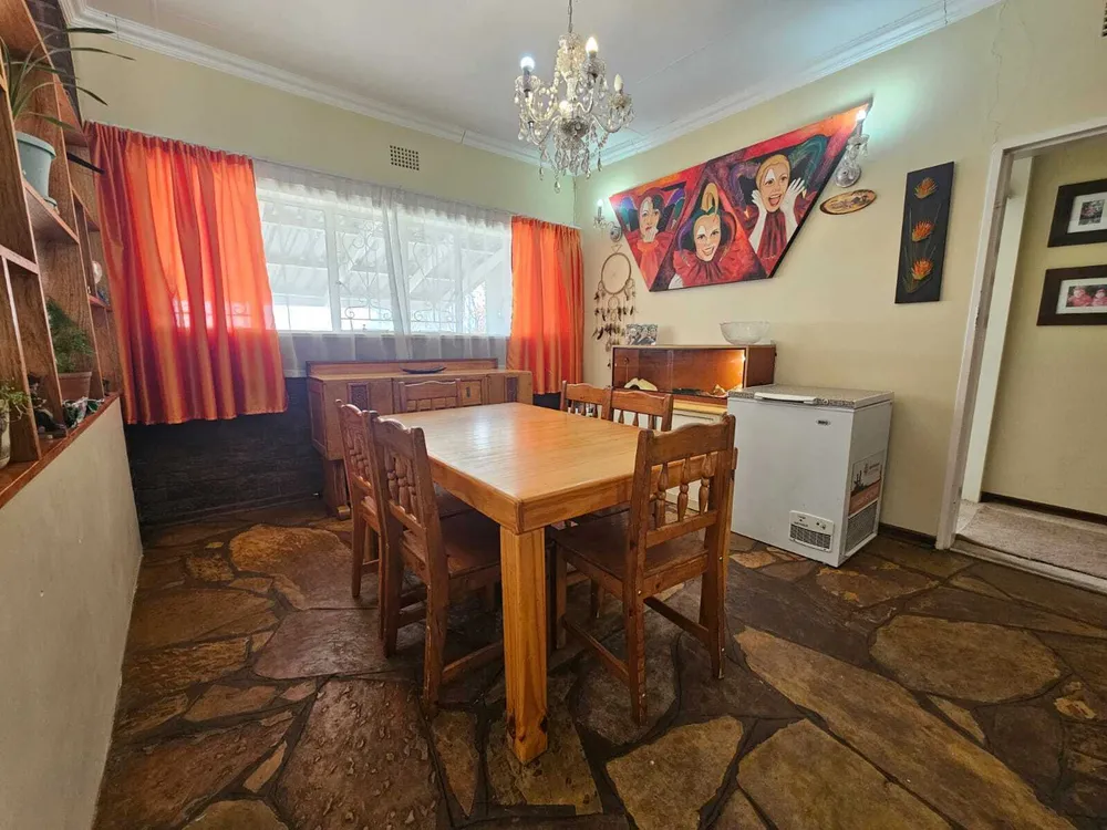 South Africa, Gauteng, Sunnyridge, Northridge Avenue, 25