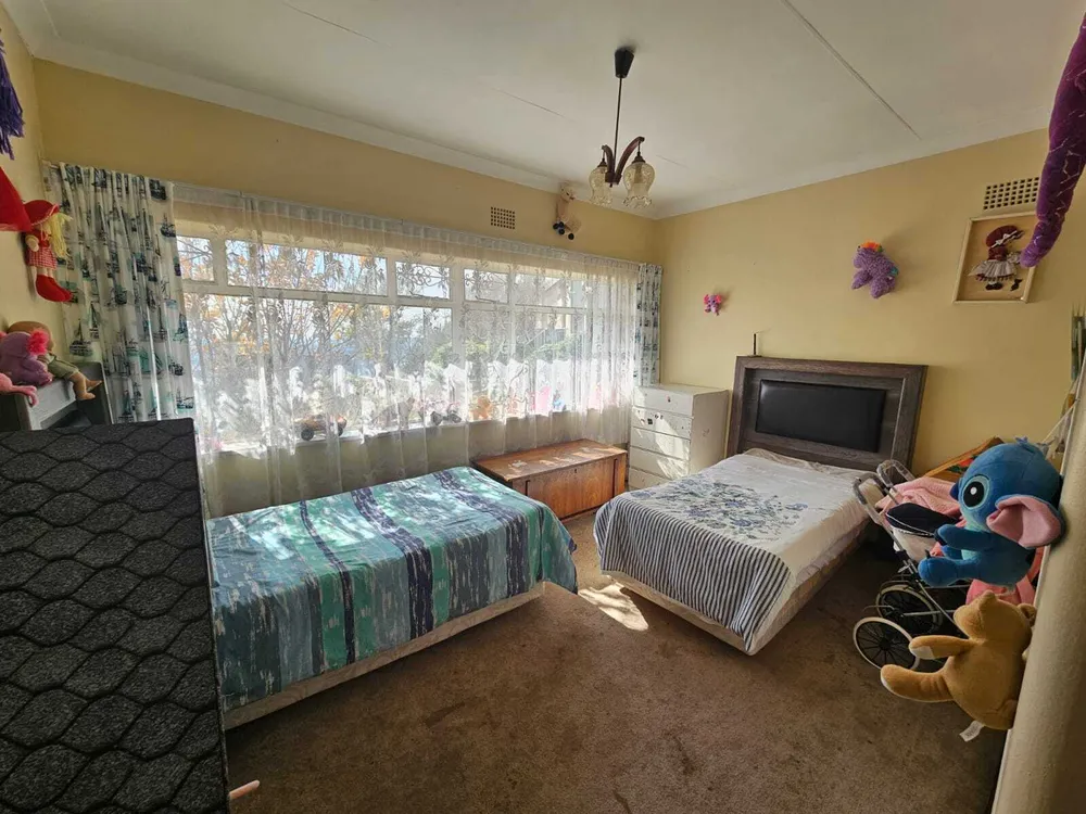 South Africa, Gauteng, Sunnyridge, Northridge Avenue, 25