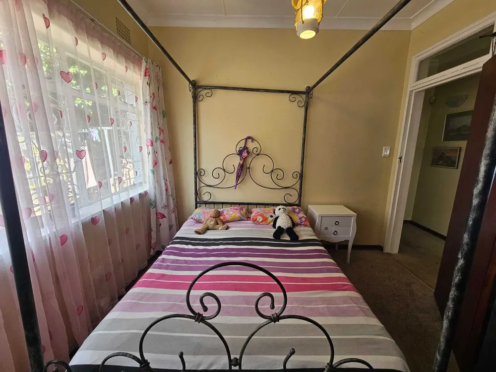 South Africa, Gauteng, Sunnyridge, Northridge Avenue, 25