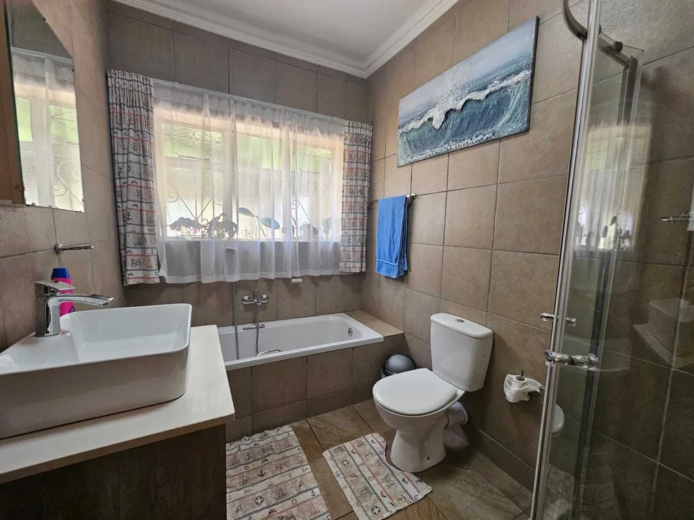 South Africa, Gauteng, Sunnyridge, Northridge Avenue, 25