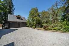 Longdown Close, Lower Bourne, Farnham, GU10 photo 20