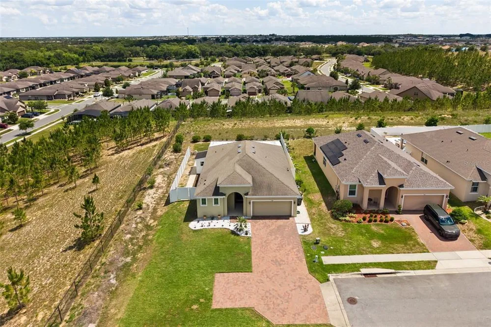 268 Jyoti Dr, Davenport, FL 33837