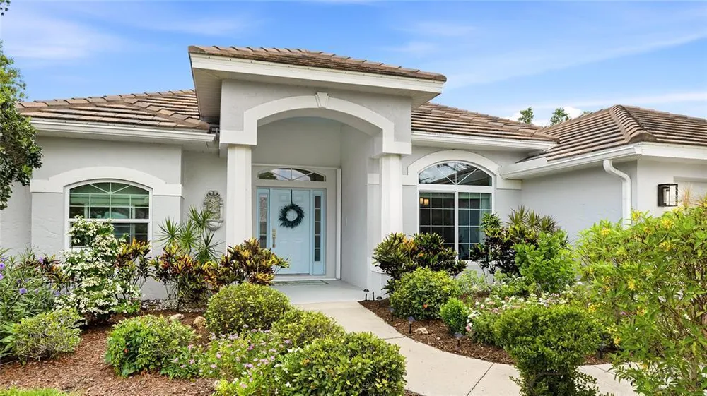 2102 Calusa Lakes Blvd, Nokomis, FL 34275