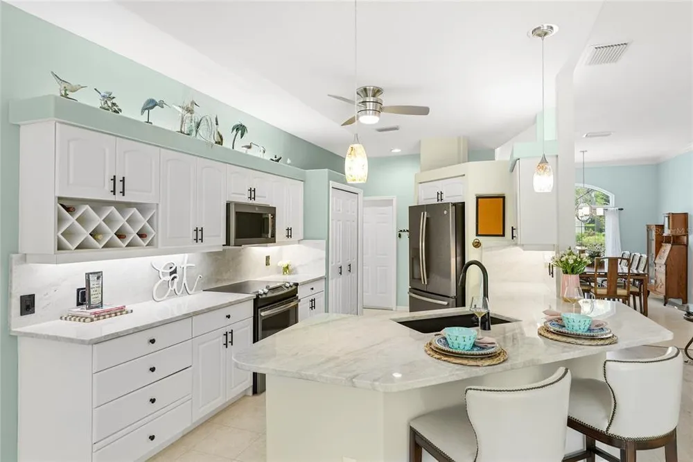 2102 Calusa Lakes Blvd, Nokomis, FL 34275