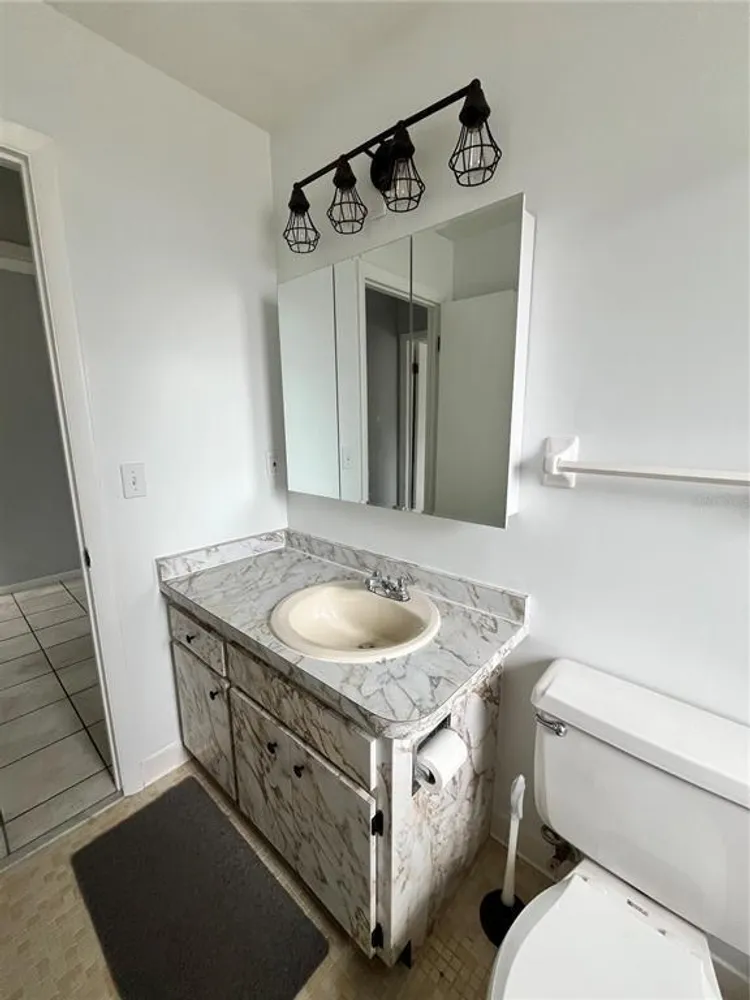 4414 Longford Dr, Sarasota, FL 34232