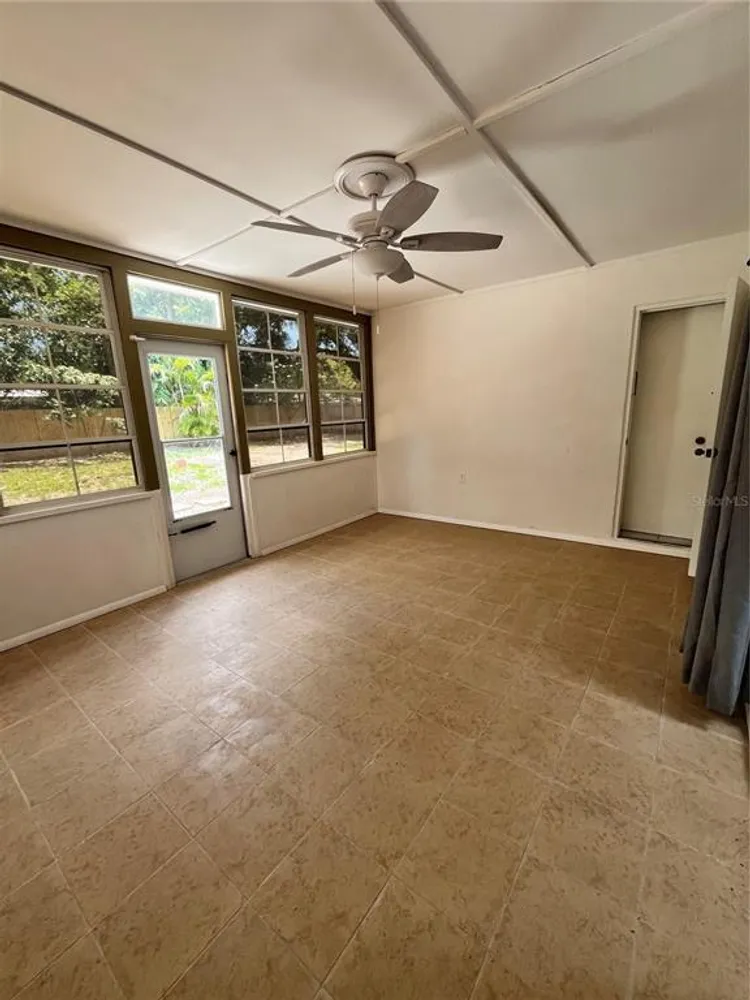 4414 Longford Dr, Sarasota, FL 34232