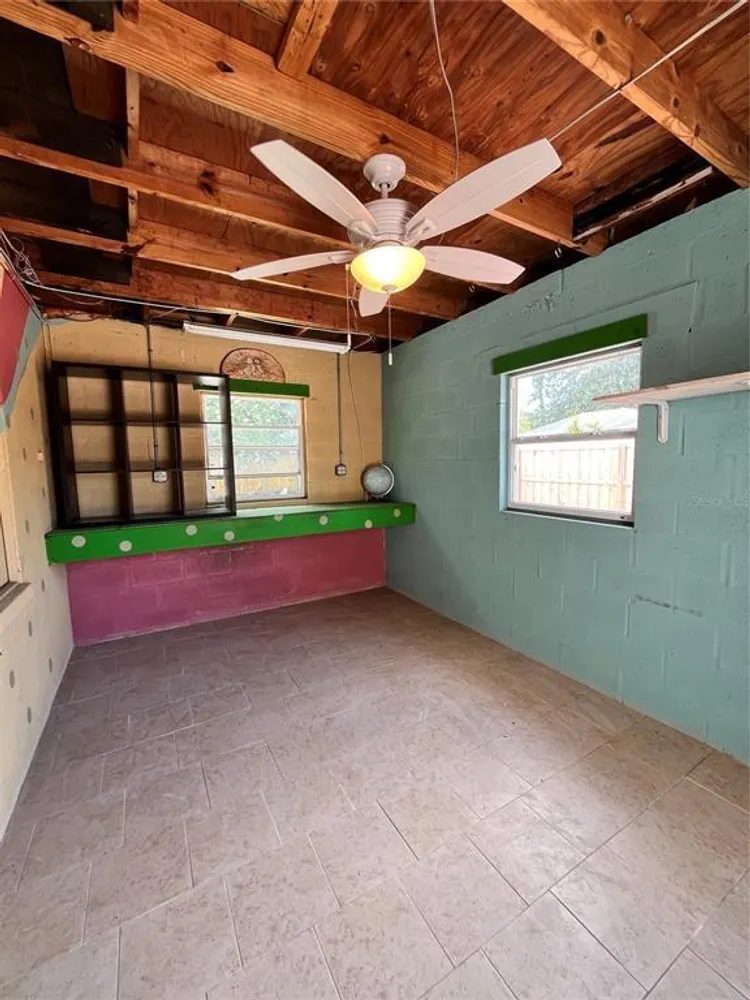 4414 Longford Dr, Sarasota, FL 34232