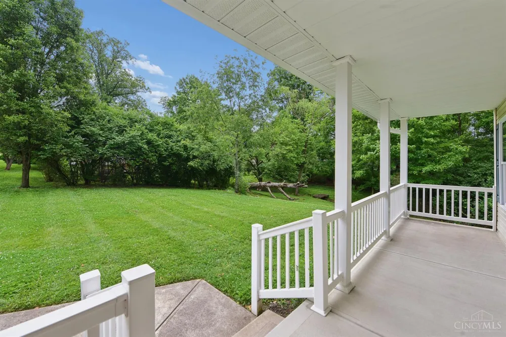 1109 Asbury Rd, Cincinnati, OH 45255