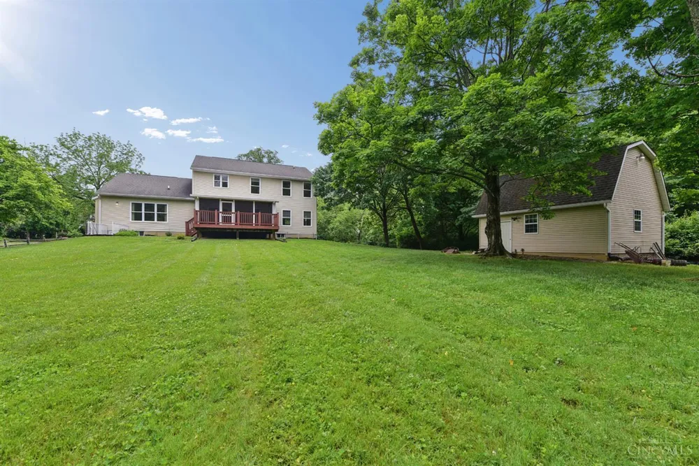 1109 Asbury Rd, Cincinnati, OH 45255