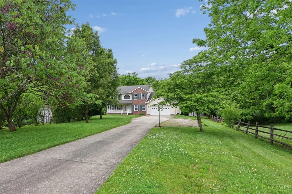 1109 Asbury Rd, Cincinnati, OH 45255