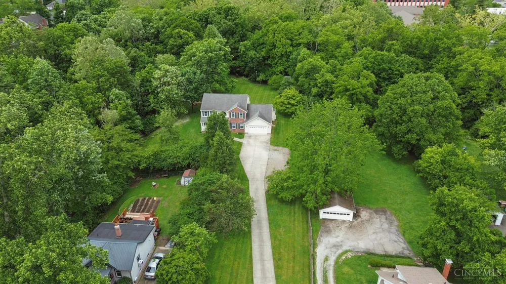 1109 Asbury Rd, Cincinnati, OH 45255