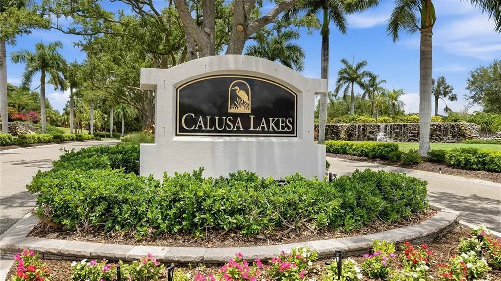 2102 Calusa Lakes Blvd, Nokomis, FL 34275
