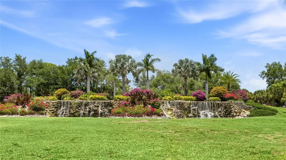 2102 Calusa Lakes Blvd, Nokomis, FL 34275