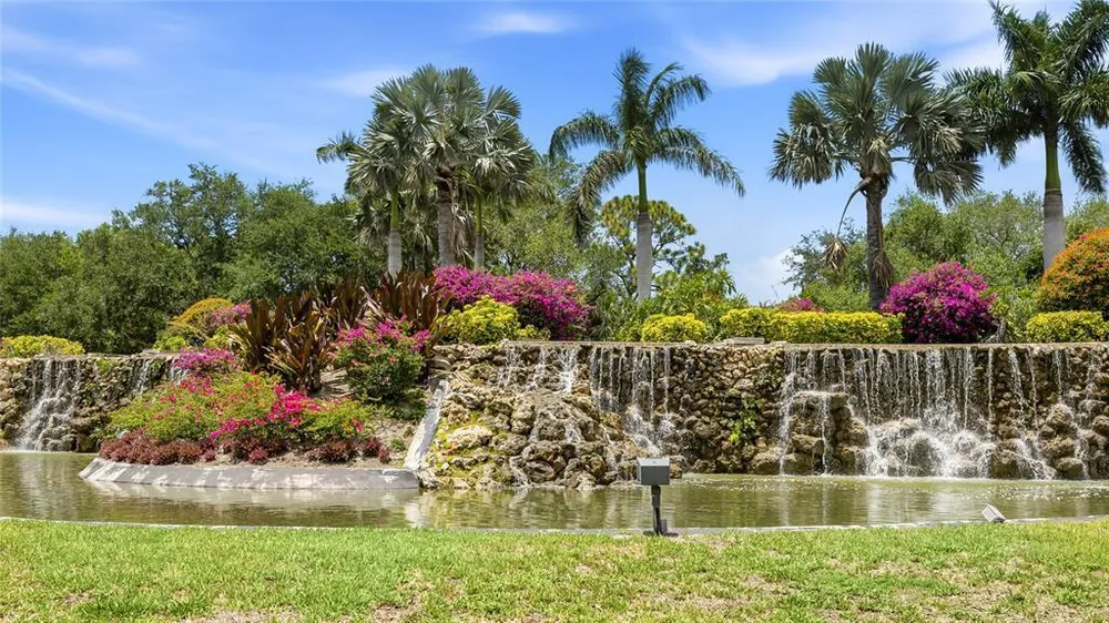 2102 Calusa Lakes Blvd, Nokomis, FL 34275