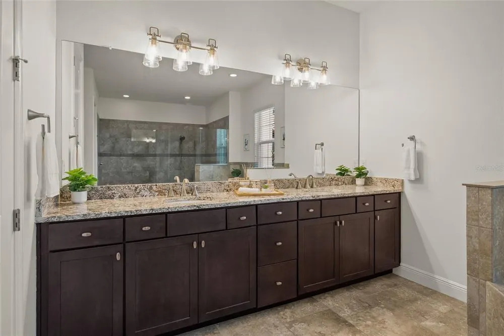 507 167th Blvd E, Bradenton, FL 34212