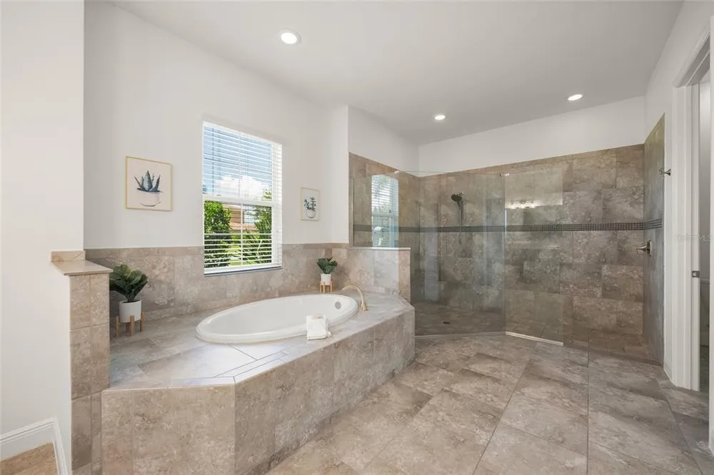 507 167th Blvd E, Bradenton, FL 34212