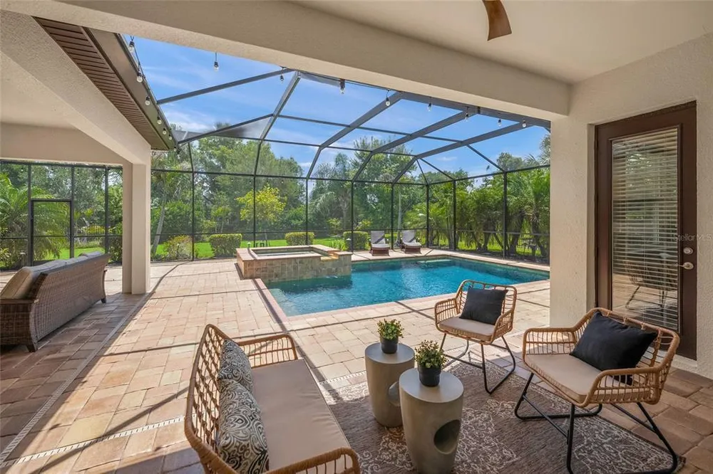 507 167th Blvd E, Bradenton, FL 34212
