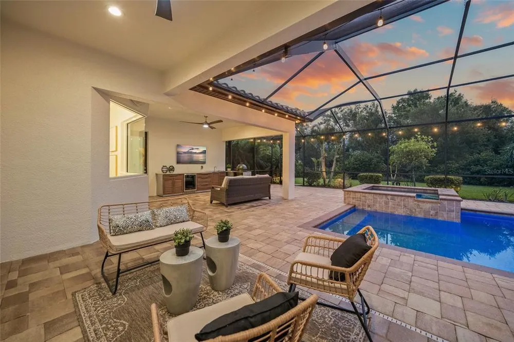 507 167th Blvd E, Bradenton, FL 34212