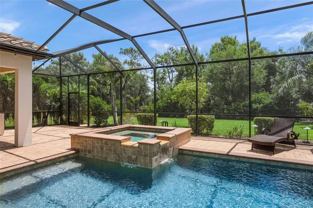 507 167th Blvd E, Bradenton, FL 34212