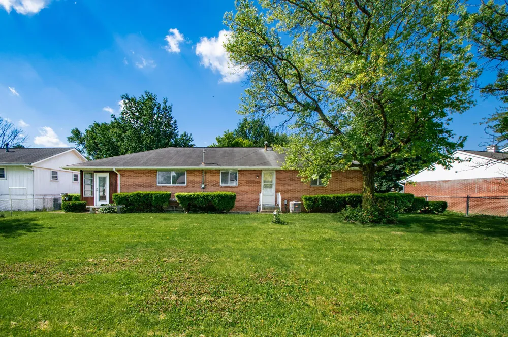 2928 N Gresham Rd, Columbus, OH 43204