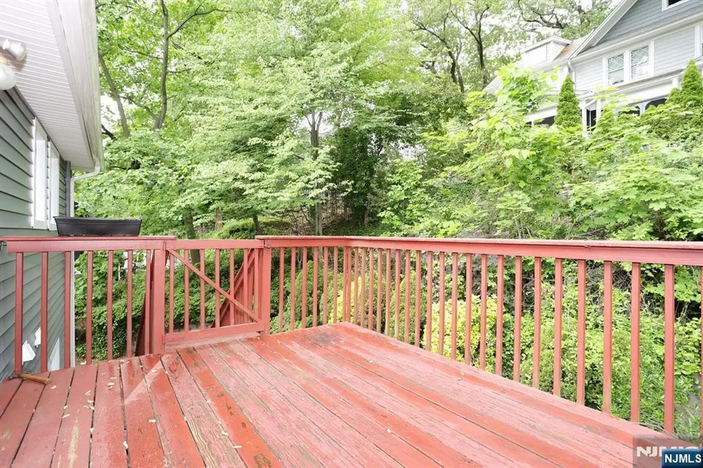 22 Mountain Ave, Westwood, NJ 07675