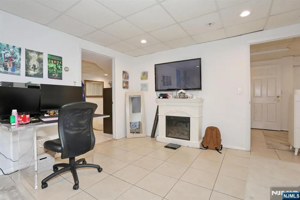 22 Mountain Ave, Westwood, NJ 07675