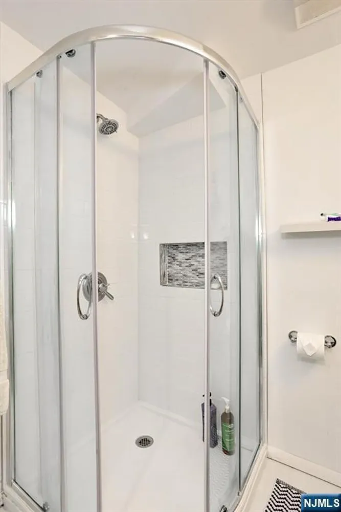 22 Mountain Ave, Westwood, NJ 07675
