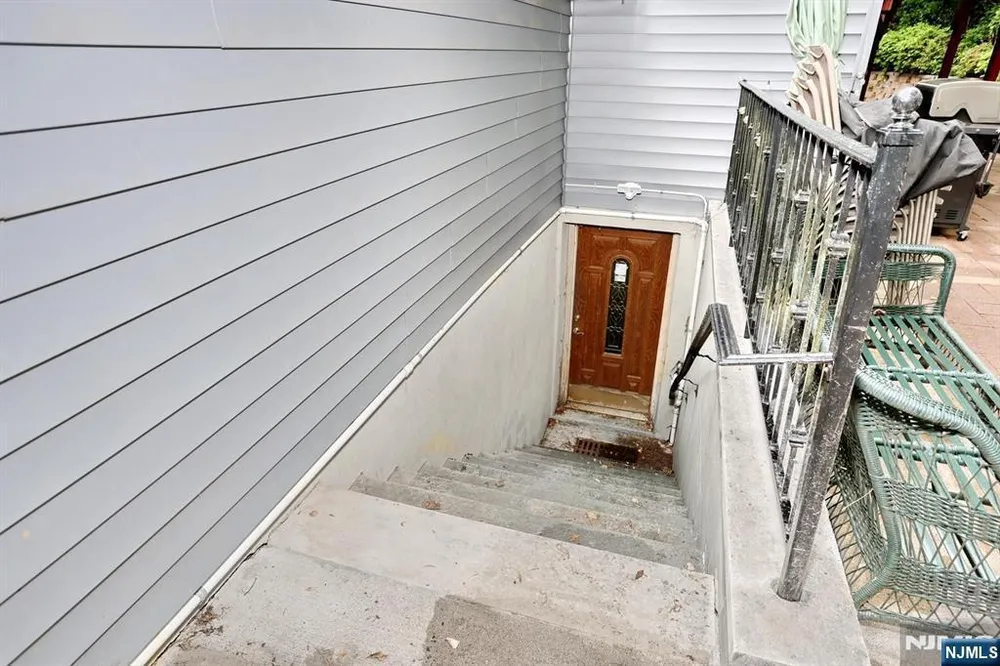 22 Mountain Ave, Westwood, NJ 07675