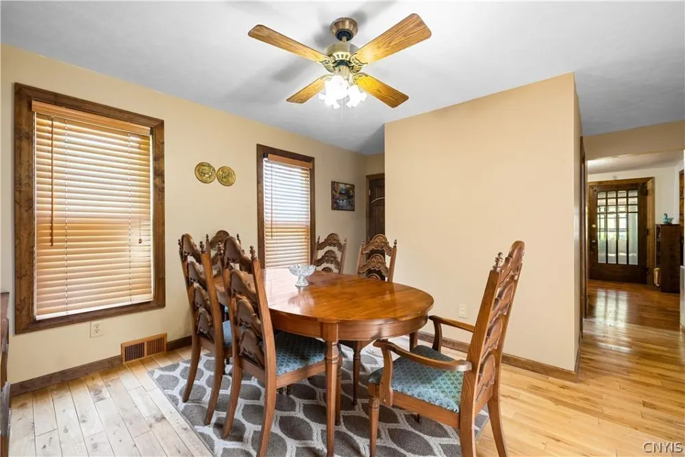 413 William St, Rome, NY 13440-4123