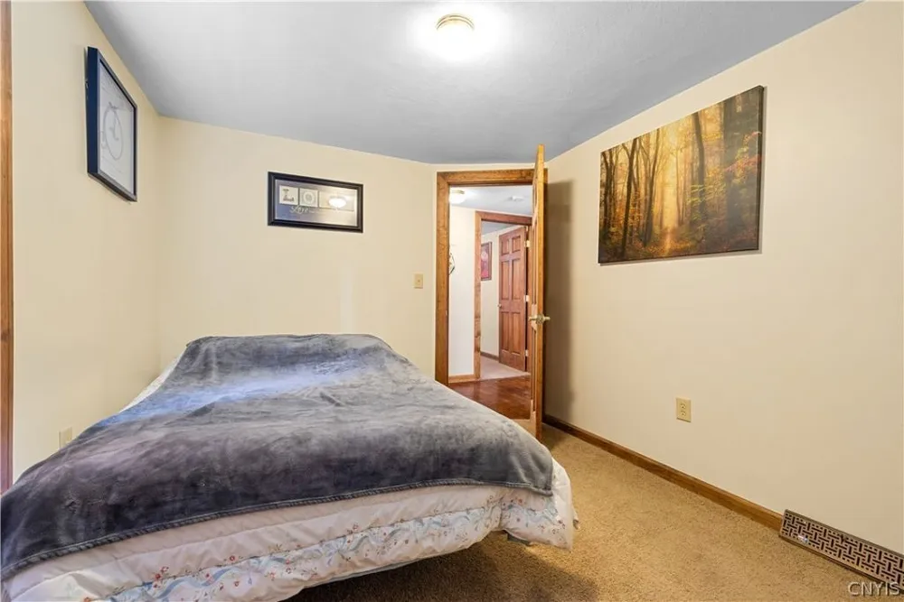 413 William St, Rome, NY 13440-4123