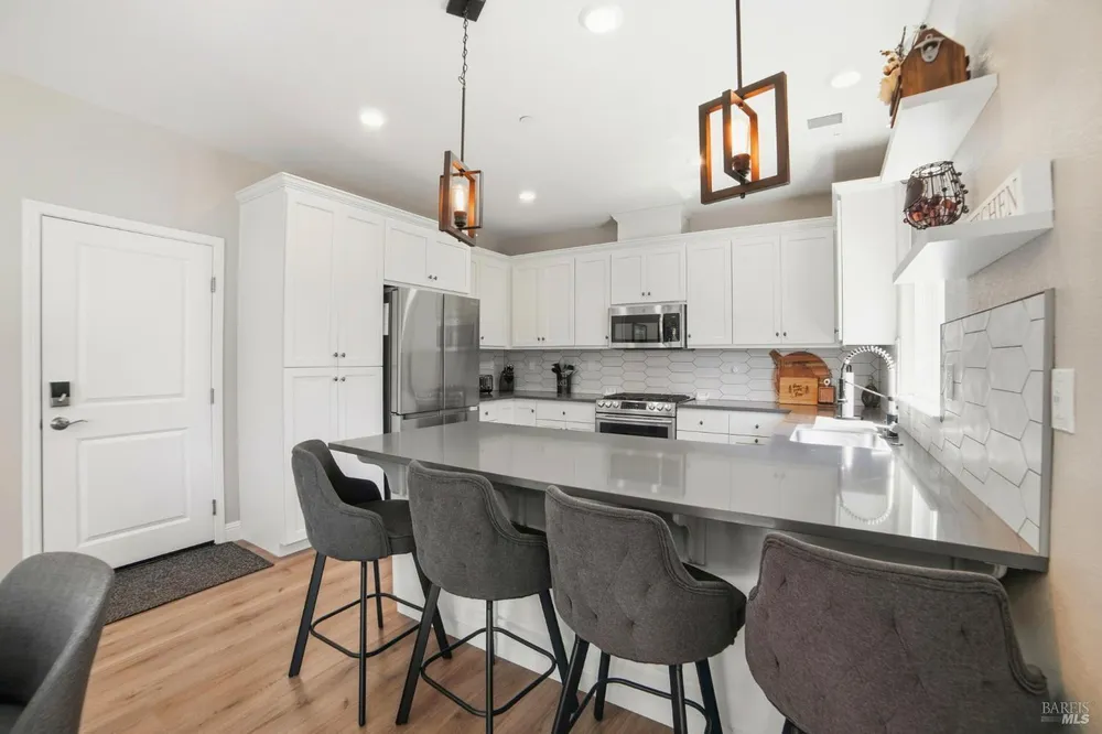 7750 Wildrose Way, Rohnert Park, CA 94928