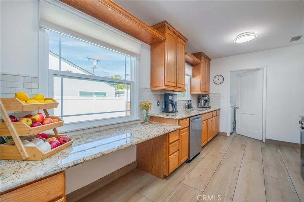 14091 Sunrise Dr, Whittier, CA 90602