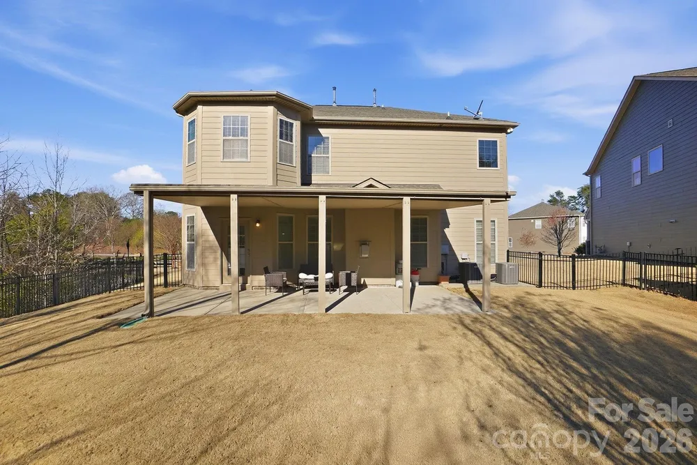 226 Hawks Creek Pkwy, Fort Mill, SC 29708