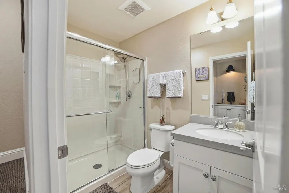 7750 Wildrose Way, Rohnert Park, CA 94928