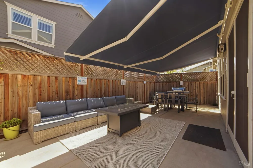 7750 Wildrose Way, Rohnert Park, CA 94928